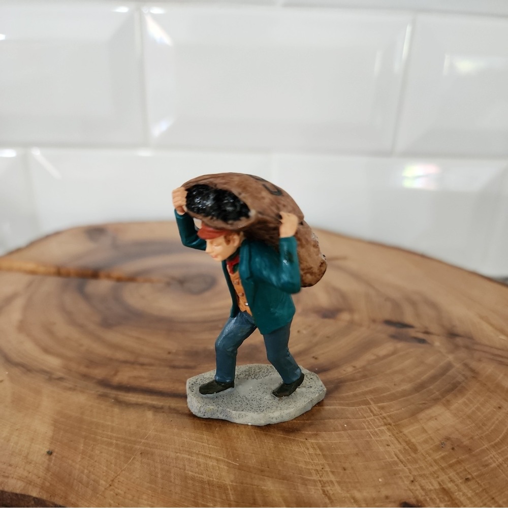 Lemax 2001 Coal‎ Rail Dock Worker Christmas Village Figurine #12481 Retired VTG